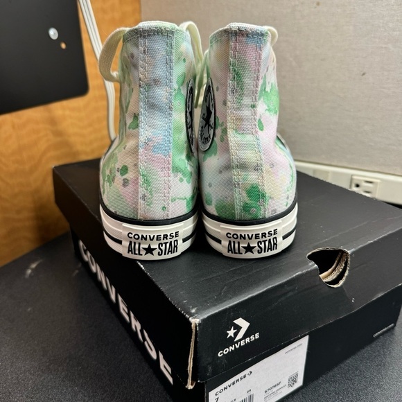 Converse Women’s CTAS Hi in Egret 570765F Size 7 NEW IN BOX NIB - Picture 4 of 8